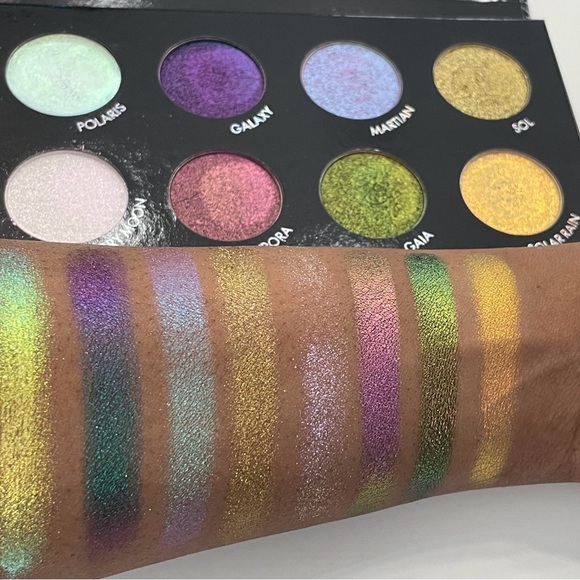 Danessa Myricks Beauty Lightwork Vol. III The Experience palette! - Picture 3 of 4
